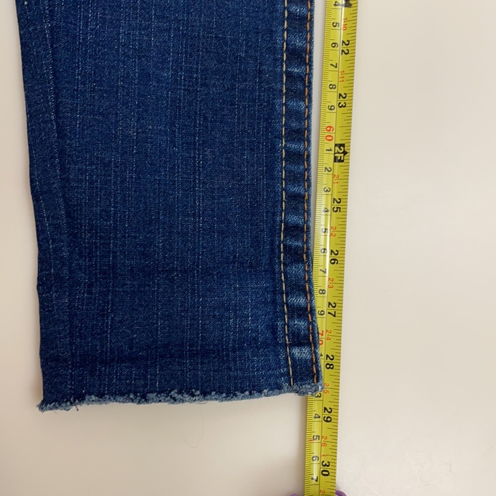 TRUE RELIGION CROP JEANS - Picture 10 of 10
